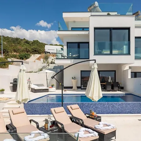 Paradise View Vakantiehuis Rogoznica (Sibenik-Knin)