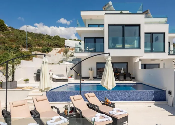 Paradise View Vakantiehuis Rogoznica (Sibenik-Knin)